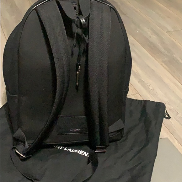 NWT YSL SAC Backpack in dust bag. - Picture 4 of 9